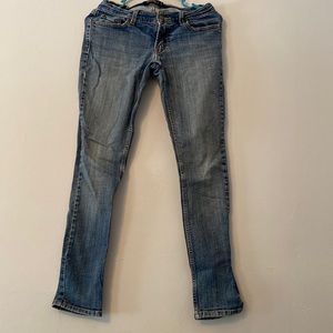 Levi’s low rise skinny jeans